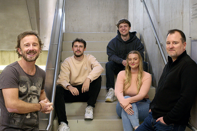 © Stiftung Creative Kirche v.l.n.r. Kevin Schroeder, Ilja Krut, Johannes Pinter, Laura Diederich, Michael Herberger