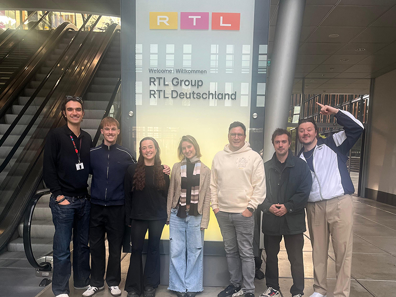 The project group with Marvin Bünning, Florian Federiconi, and David Stammer